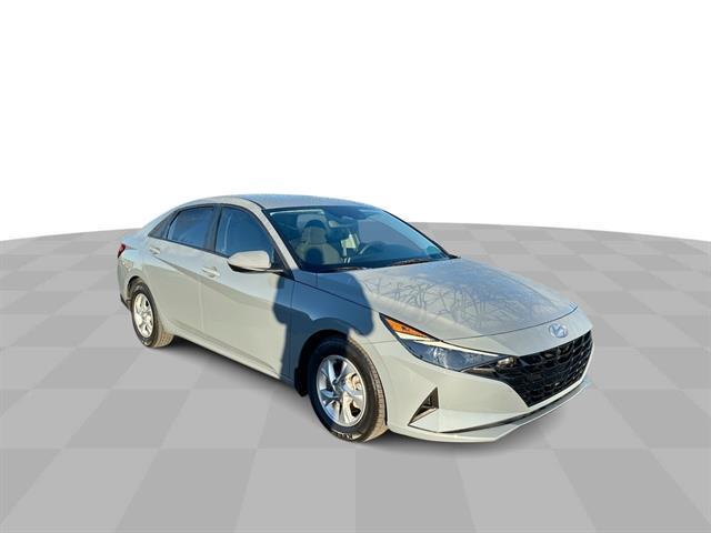 2021 Hyundai Elantra SE photo 2
