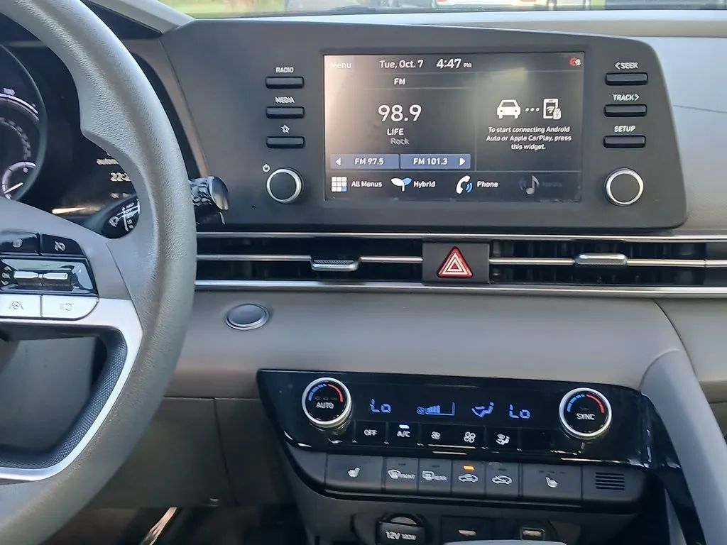 2021 Hyundai Elantra SEL HEV Sedan 4D Maitland FL