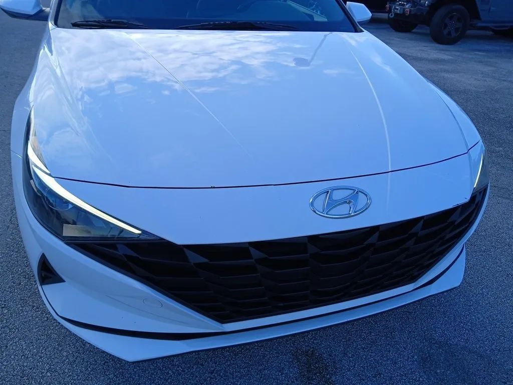 2021 Hyundai Elantra SEL HEV Sedan 4D Maitland FL
