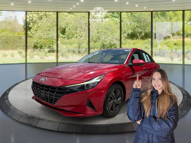 2021 Hyundai Elantra SEL 32,796 mi.