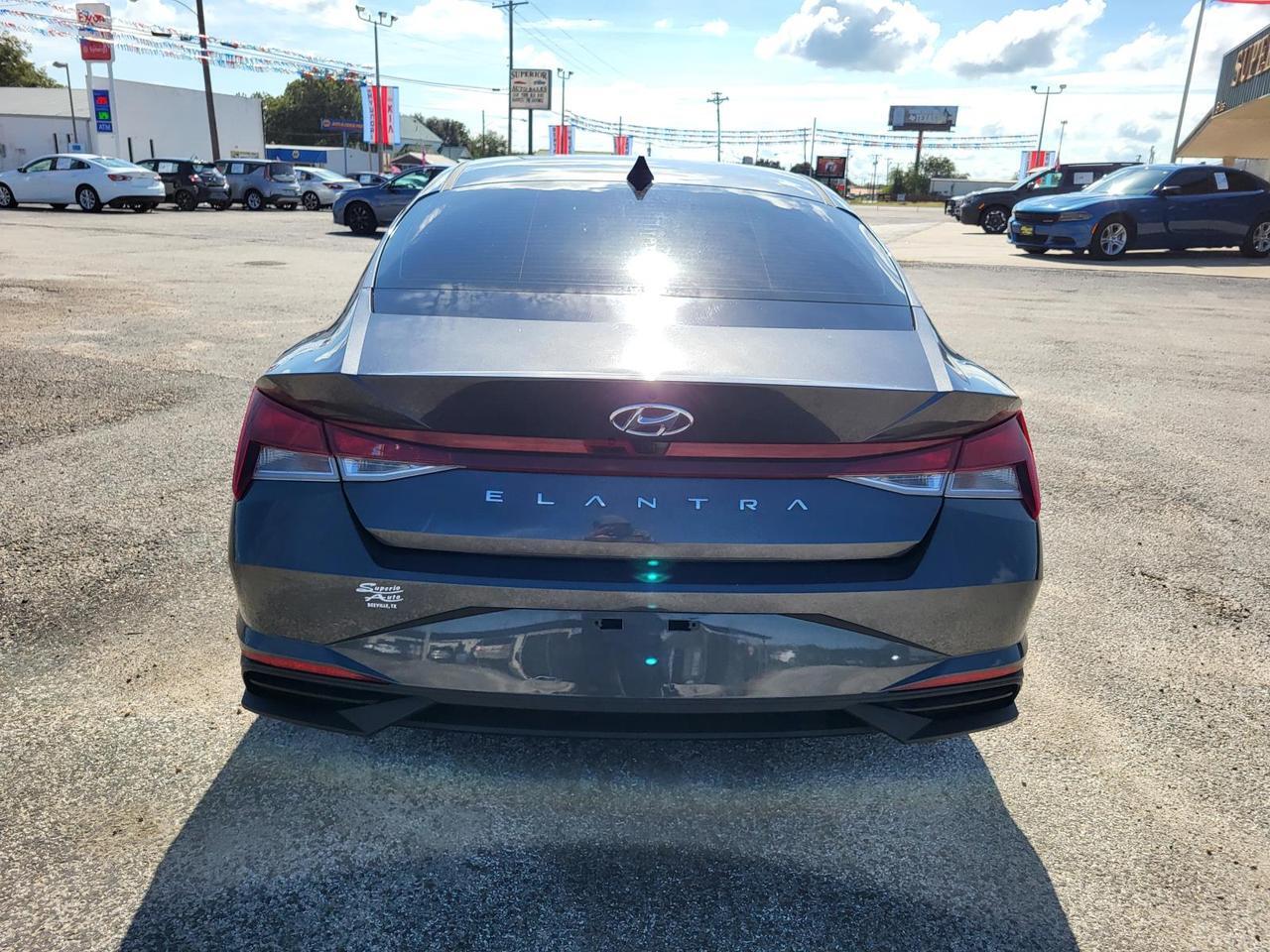 2021 Hyundai Elantra SEL IVT *Ltd Avail* Beeville TX
