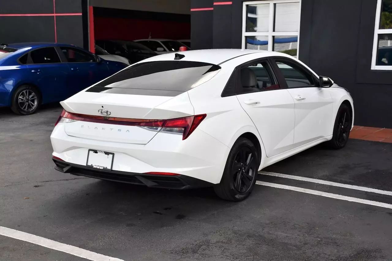 2021 Hyundai Elantra SEL Sedan 4D Doral FL