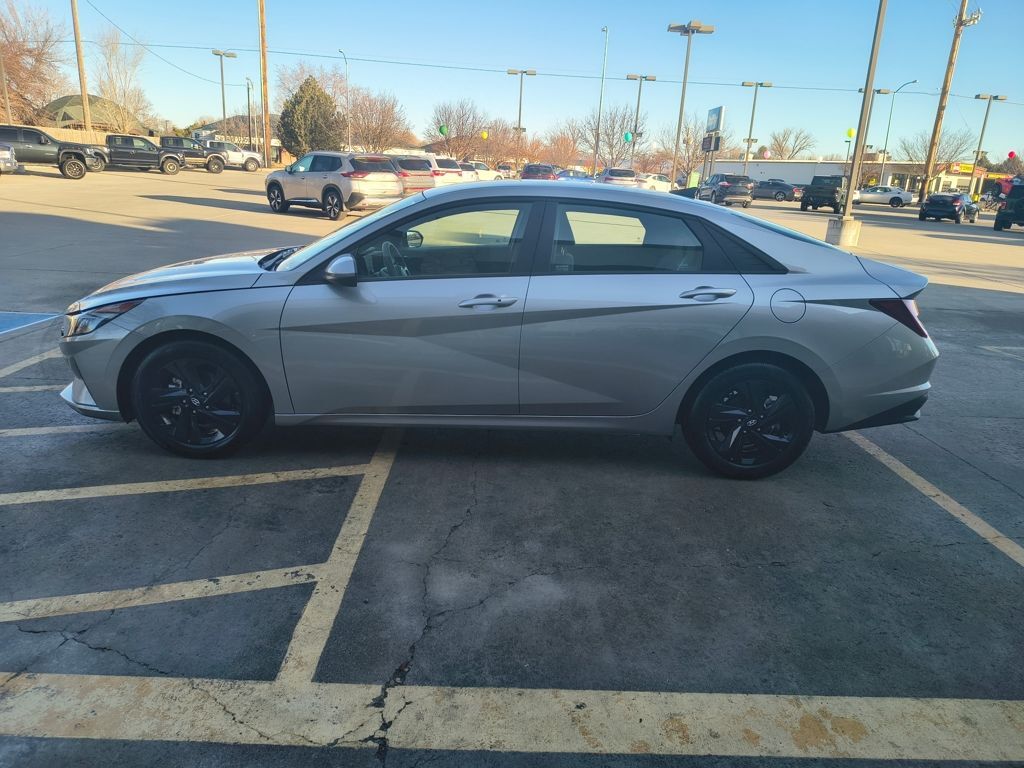 2021 Hyundai Elantra SEL