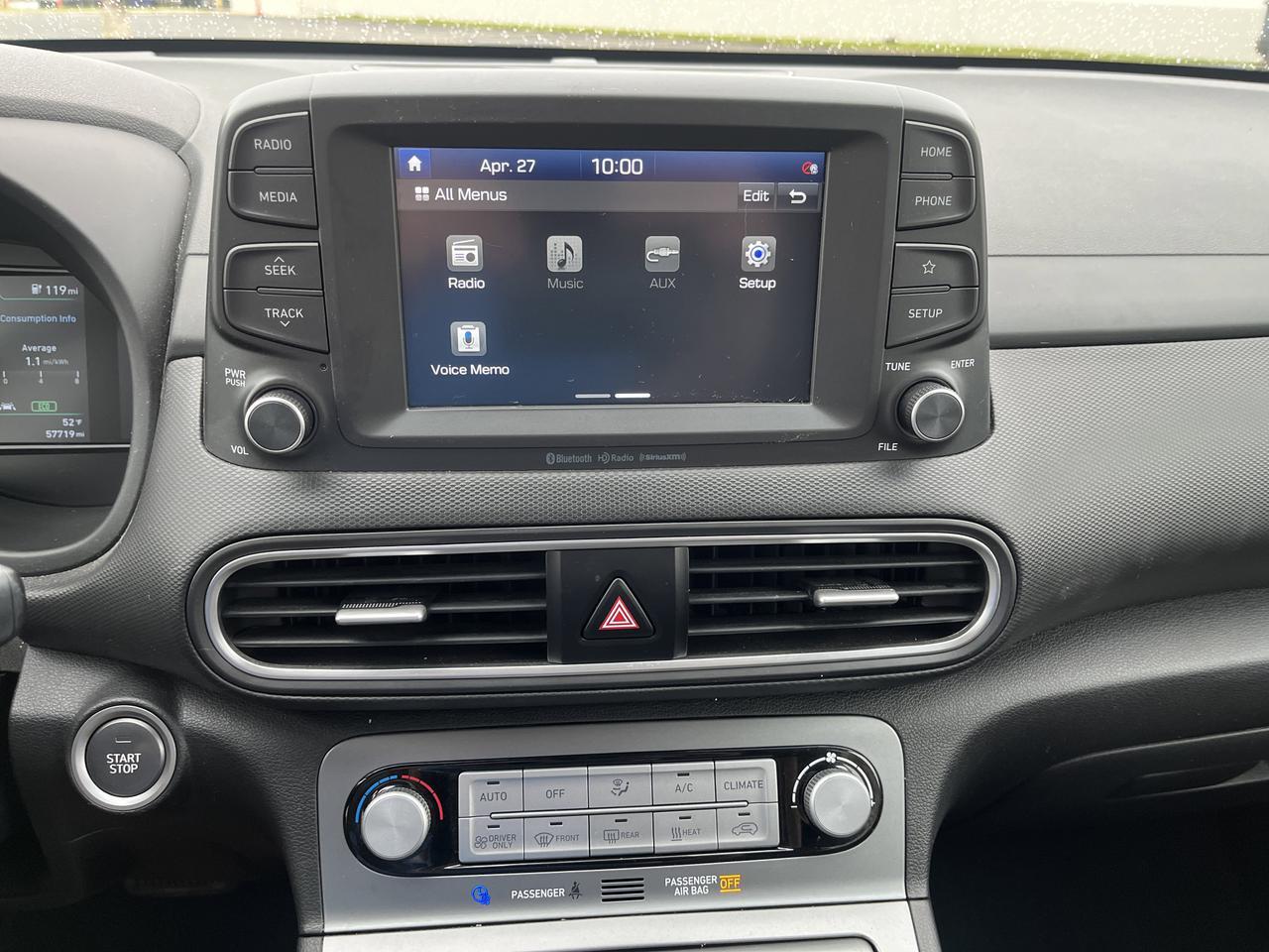 2021 Hyundai Kona Electric Limited FWD w/Sunroof HeatedLeatherSeats Saukville WI