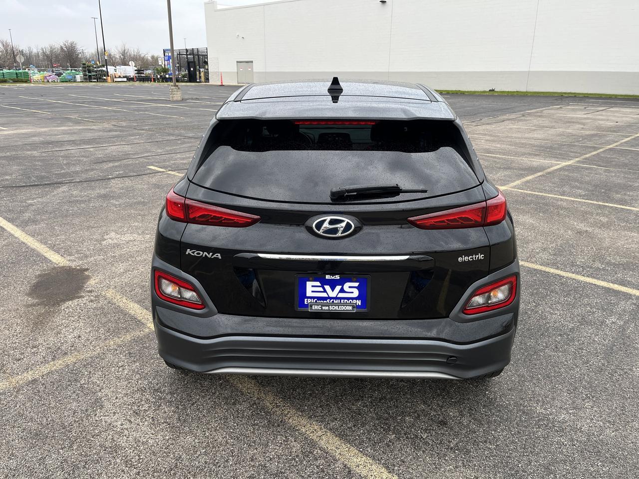 2021 Hyundai Kona Electric Limited FWD w/Sunroof HeatedLeatherSeats Saukville WI