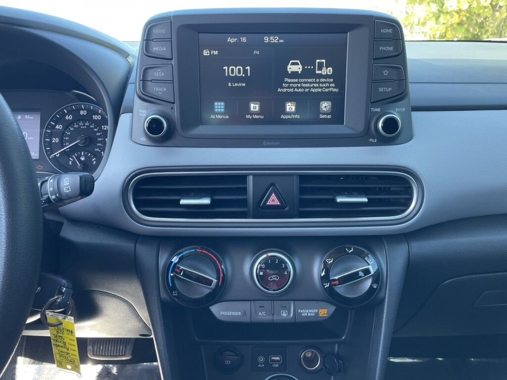 2021 Hyundai Kona SE~1 OWNER~CLEAN CARFAX~LANE KEEP ASSIST~APPLE CAR PLAY~ONLINE F Sarasota FL