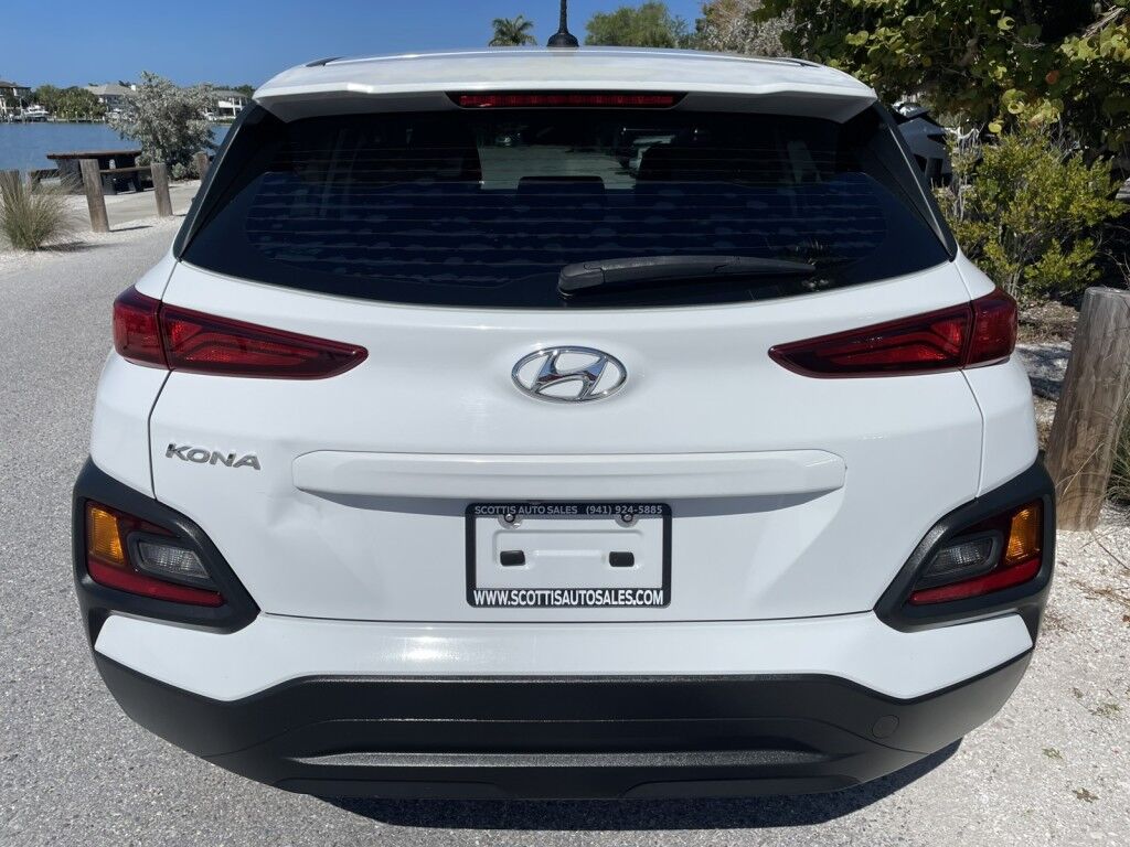 2021 Hyundai Kona SE~1 OWNER~CLEAN CARFAX~LANE KEEP ASSIST~APPLE CAR PLAY~ONLINE F Sarasota FL