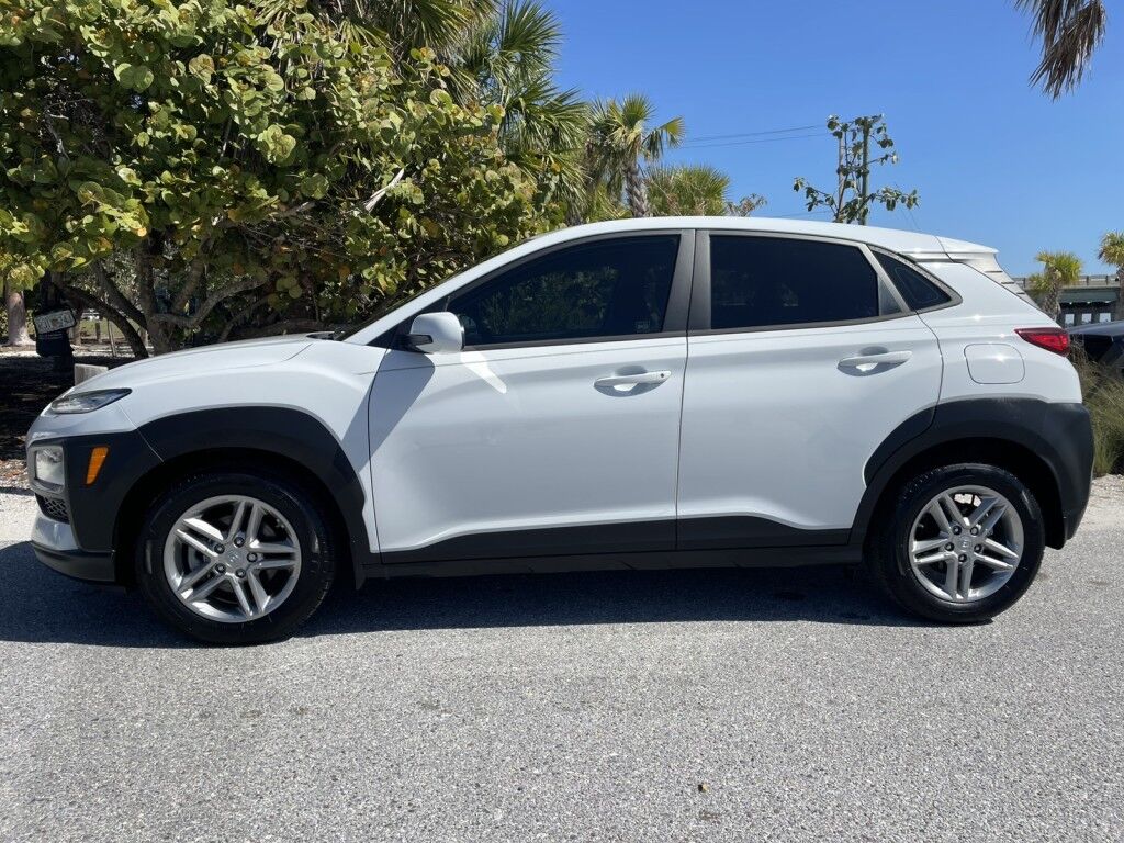 2021 Hyundai Kona SE~1 OWNER~CLEAN CARFAX~LANE KEEP ASSIST~APPLE CAR PLAY~ONLINE F Sarasota FL