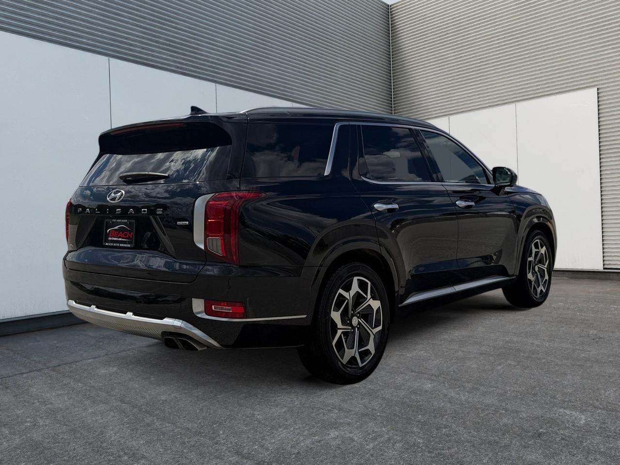 2021 Hyundai Palisade Calligraphy, SUNROOF, HEATED FRONT AND BACK SEATS, 3RD ROW, APPLE CARPLAY, 360 CAMERA, BLIND SPOT ALERT, DRIVE THIS HYUNDAI HOME TODAY! Norfolk VA