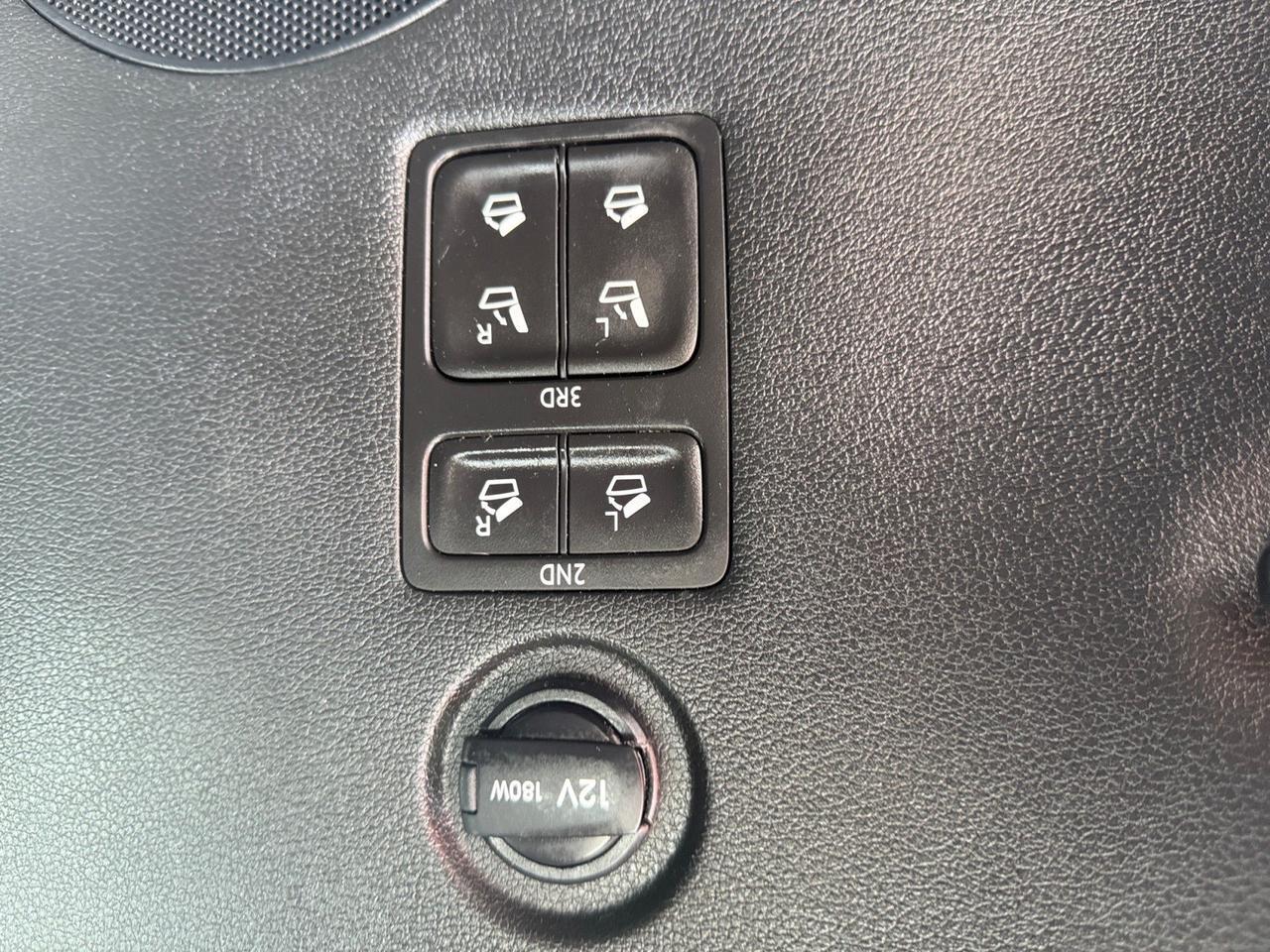 2021 Hyundai Palisade Calligraphy, SUNROOF, HEATED FRONT AND BACK SEATS, 3RD ROW, APPLE CARPLAY, 360 CAMERA, BLIND SPOT ALERT, DRIVE THIS HYUNDAI HOME TODAY! Norfolk VA