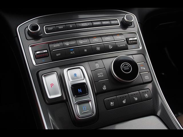 2021 Hyundai Santa Fe Limited photo 18