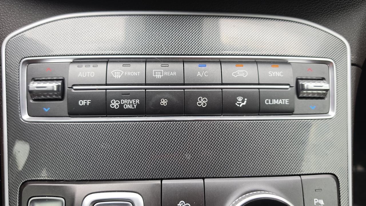 2021 Hyundai Santa Fe Hybrid Blue