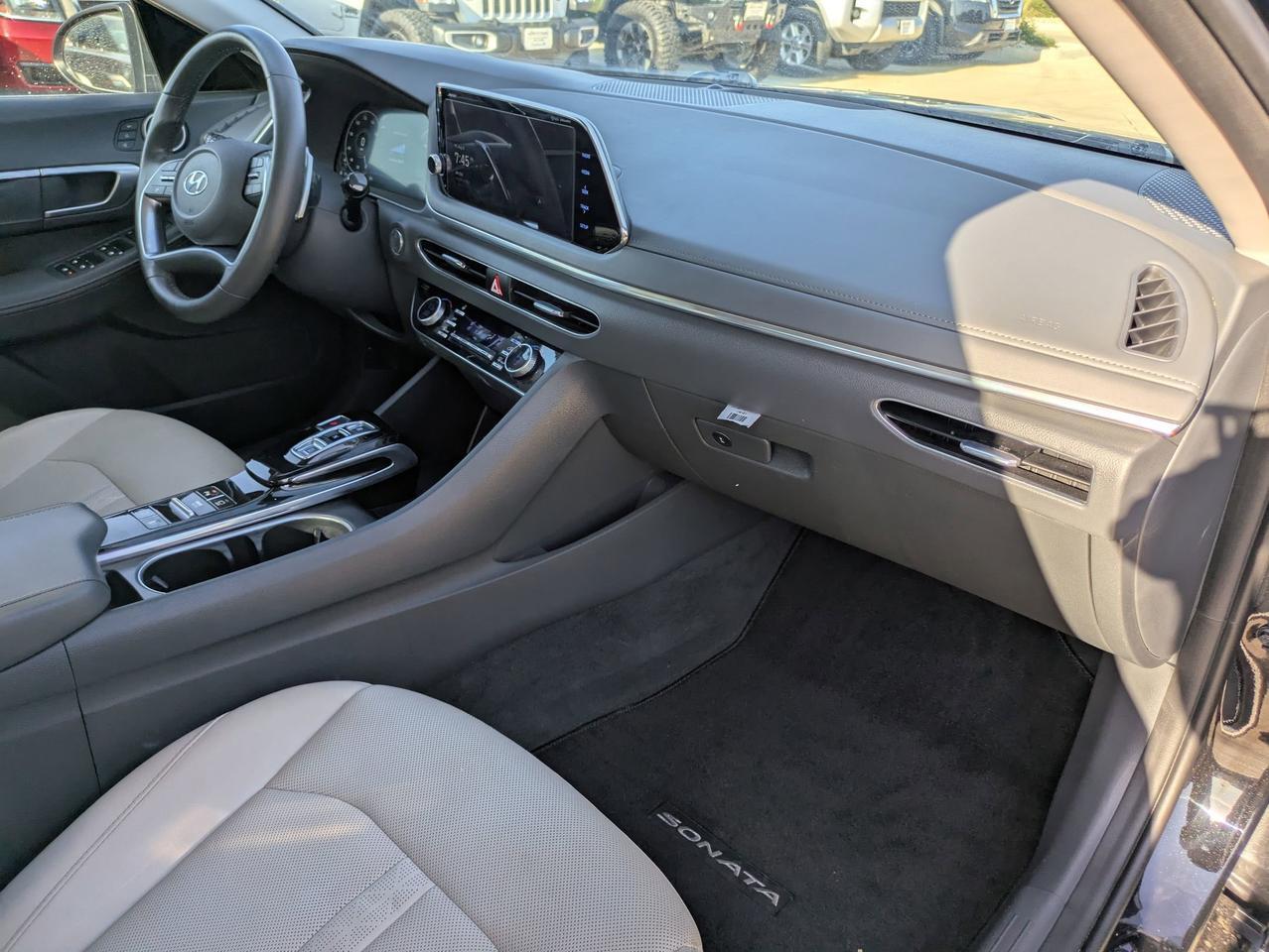 2021 Hyundai Sonata Limited Castroville TX
