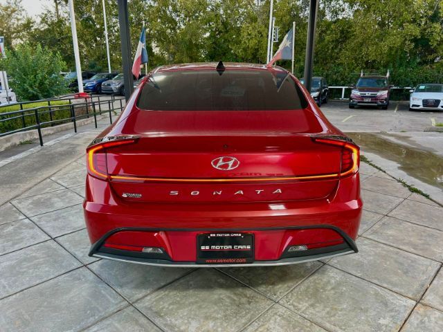 2021 Hyundai Sonata SE 70,086 mi.