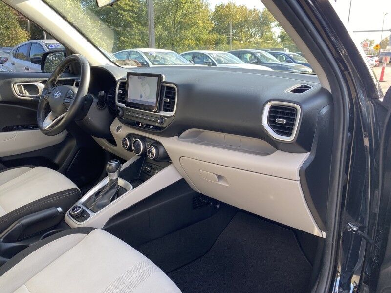 2021 Hyundai Venue SEL Bristol  PA
