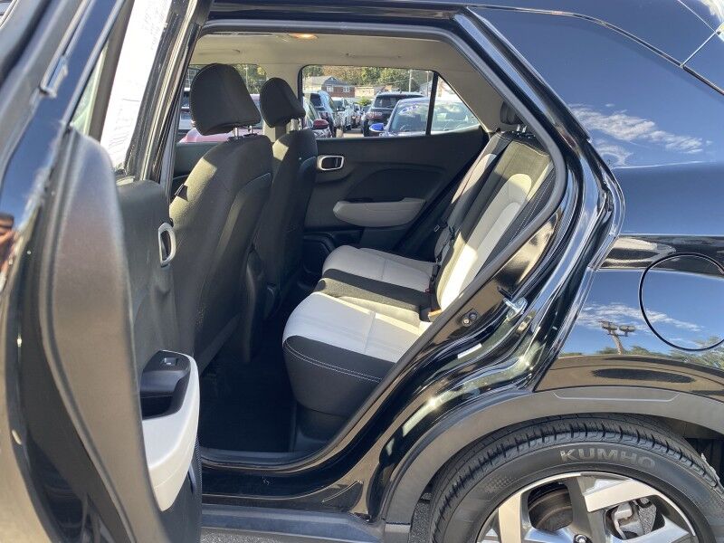2021 Hyundai Venue SEL Bristol  PA