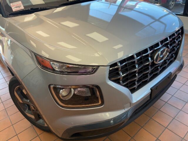 2021 Hyundai Venue SEL