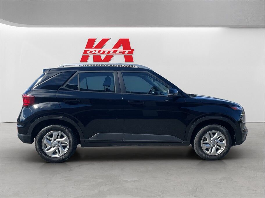 2021 Hyundai Venue SEL Sport Utility 4D