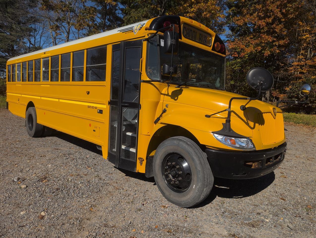 2021 IC INTERNATIONAL CE300