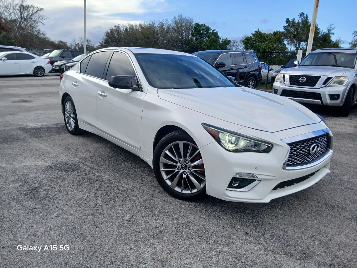2021 INFINITI Q50 LUXE Sedan 4D