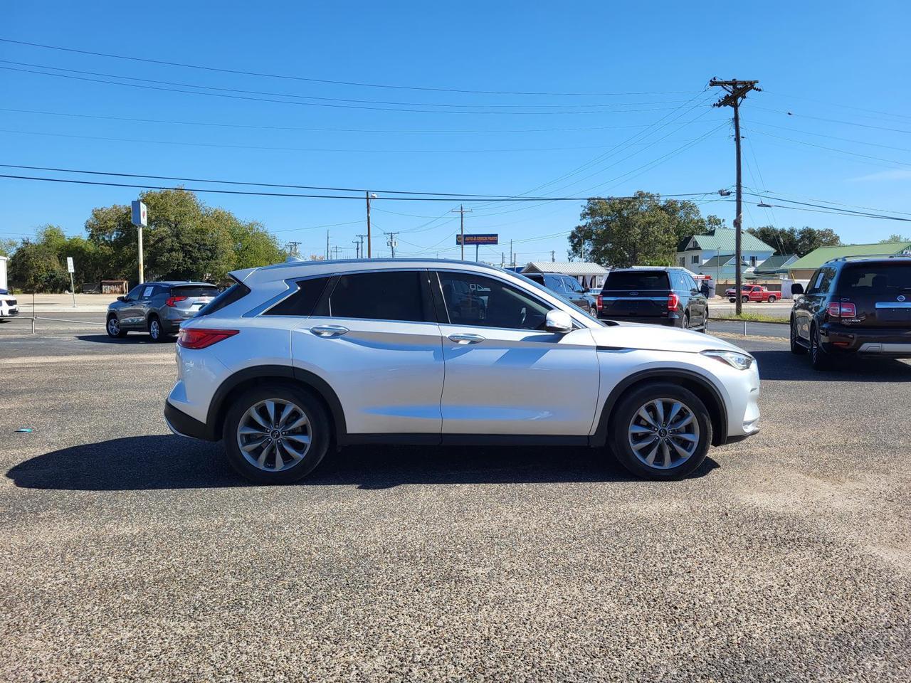 2021 INFINITI QX50 LUXE FWD