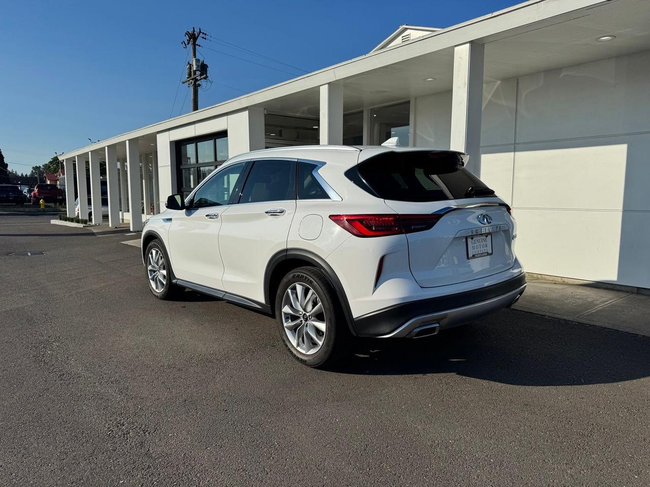2021 INFINITI QX50 LUXE