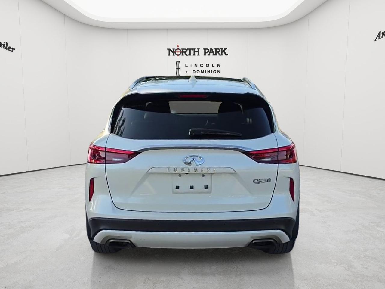 2021 INFINITI QX50 LUXE
