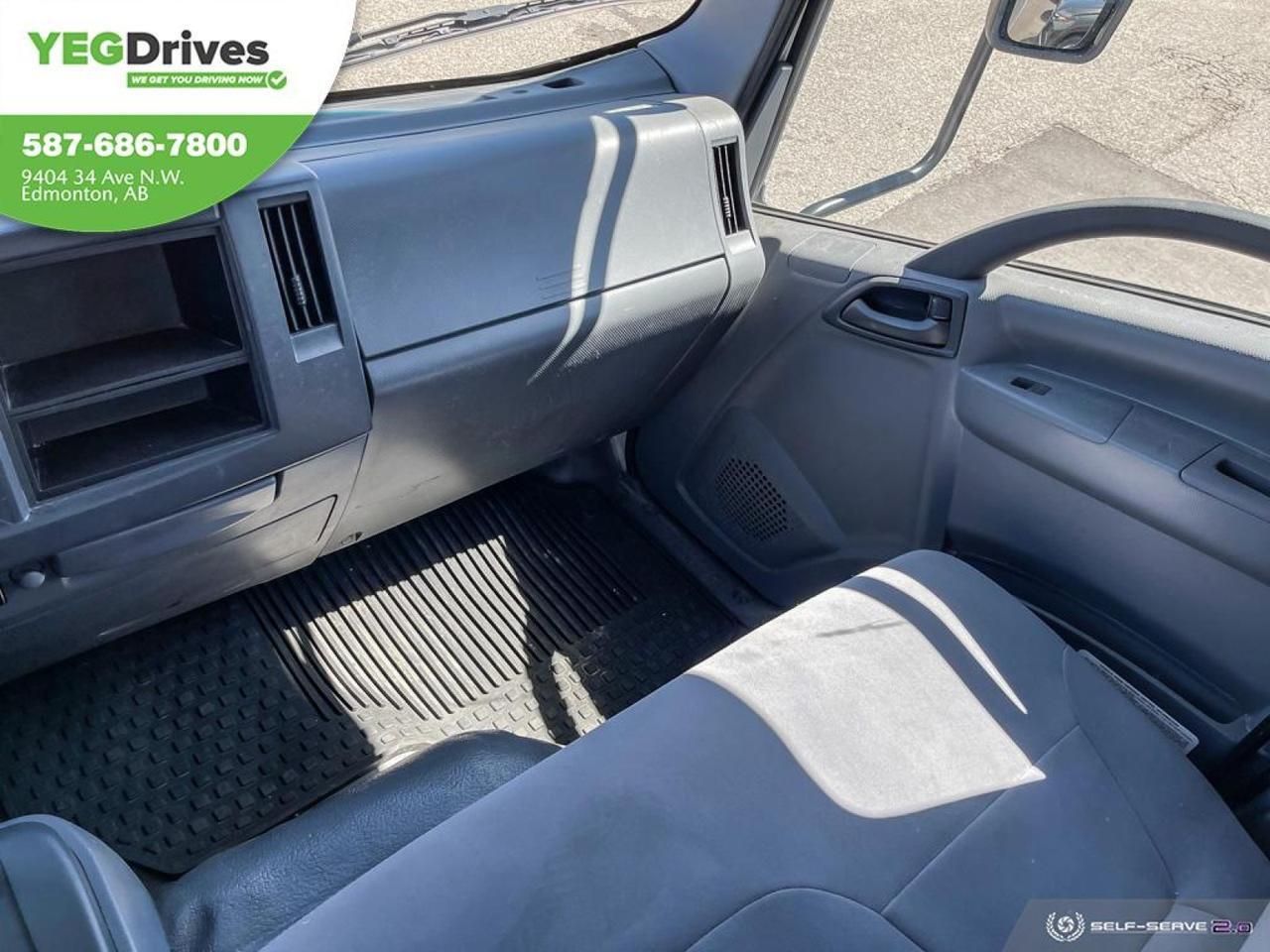 2021 ISUZU NPR HD-14 FOOT BOX- WITH LIFTGATE Edmonton AB