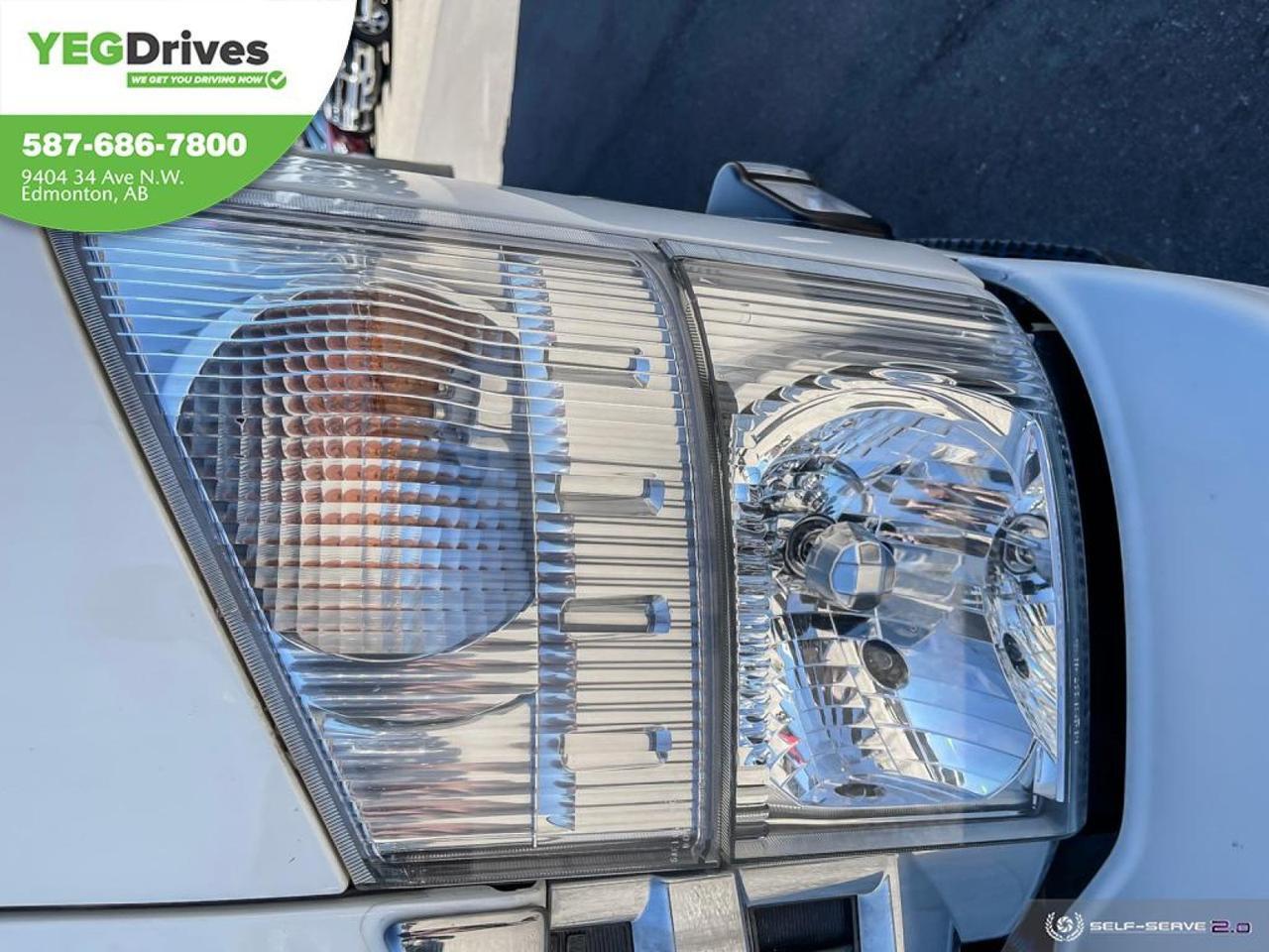 2021 ISUZU NPR HD-14 FOOT BOX- WITH LIFTGATE Edmonton AB