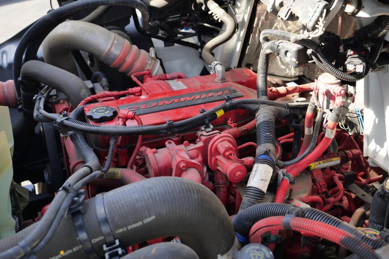 2021 International MV607 / Morgan Box Truck / DRW / Cummins Diesel! Lincolnton NC