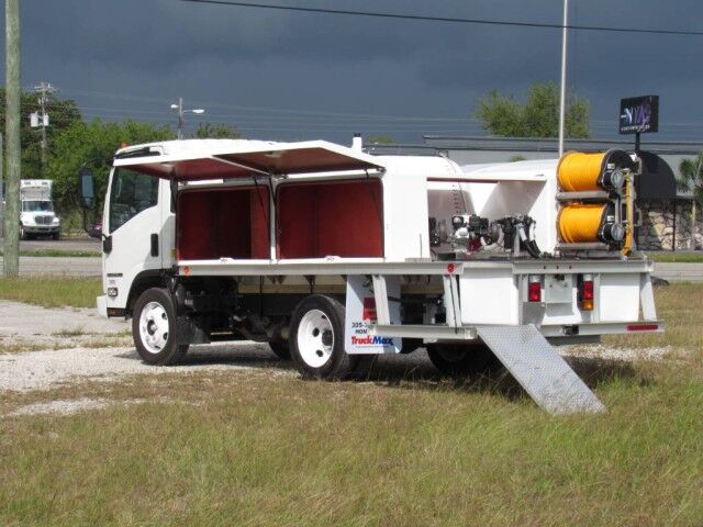 New 23 Isuzu Npr Hd Spray Truck Gas In Homestead Fl