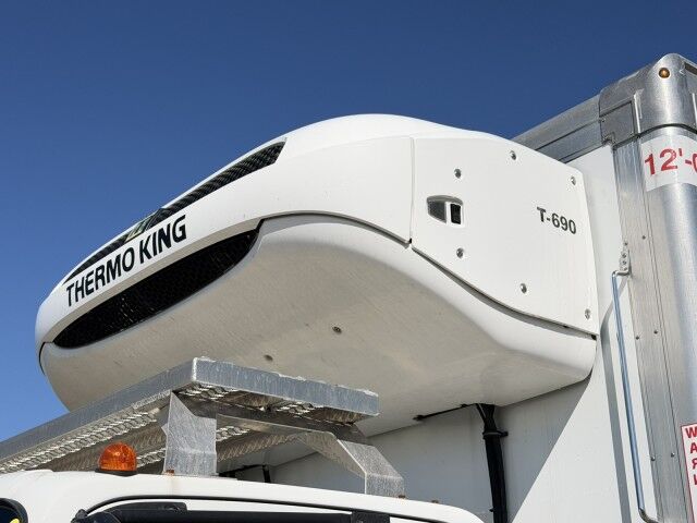 2021 Isuzu NRR 16' Refrigerated Truck with 2,500 lbs. Lift Gate Homestead FL