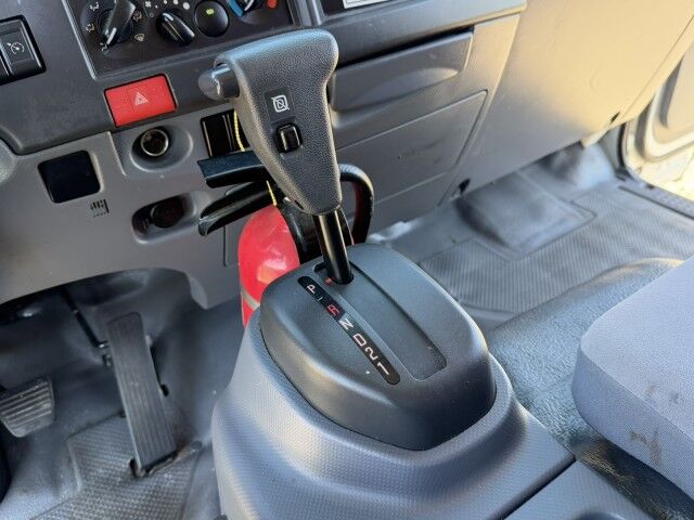 2021 Isuzu NRR 16' Refrigerated Truck with 2,500 lbs. Lift Gate Homestead FL