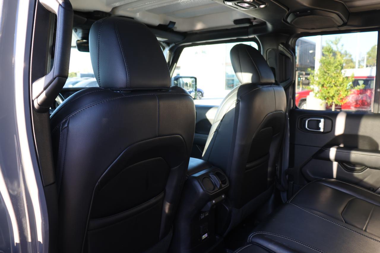 2021 JEEP WRANGLER UNLIMI SAHARA 4XE Houston TX