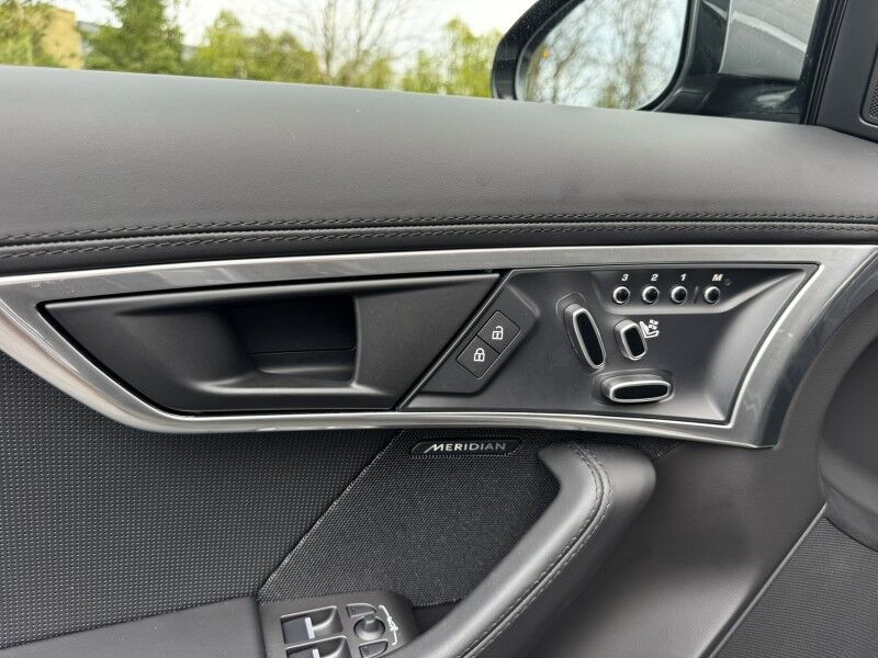 2021 Jaguar F-TYPE P300 Willow Grove PA