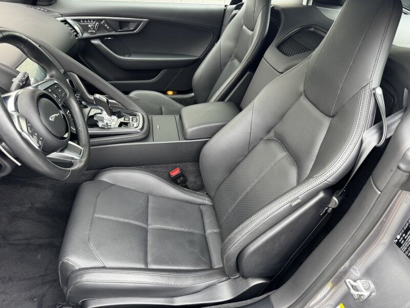 2021 Jaguar F-TYPE P300 Willow Grove PA