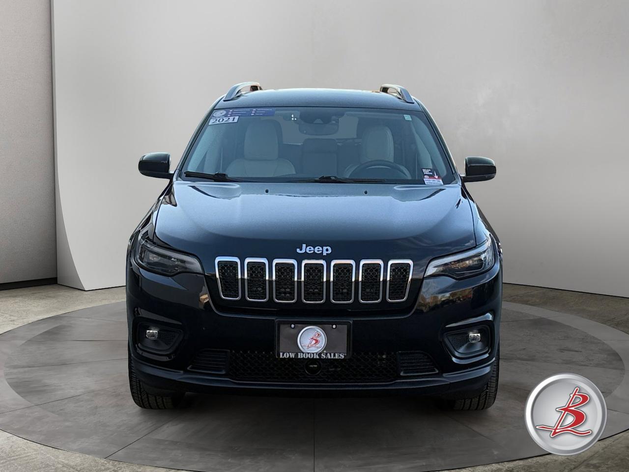 2021 Jeep CHEROKEE Latitude Lux