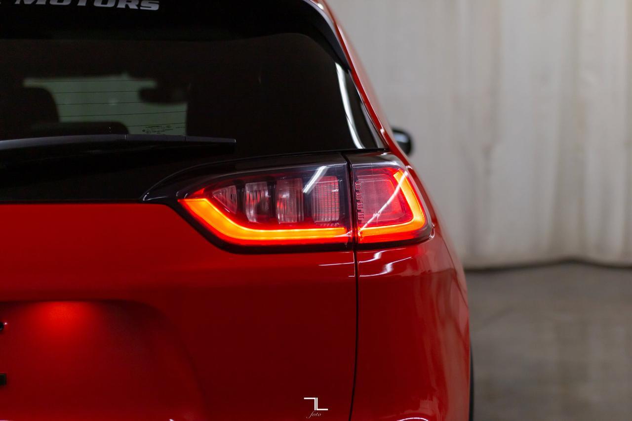 2021 Jeep Cherokee 4x4 80th Anniversary Leather Roof Nav BCam Red Deer AB