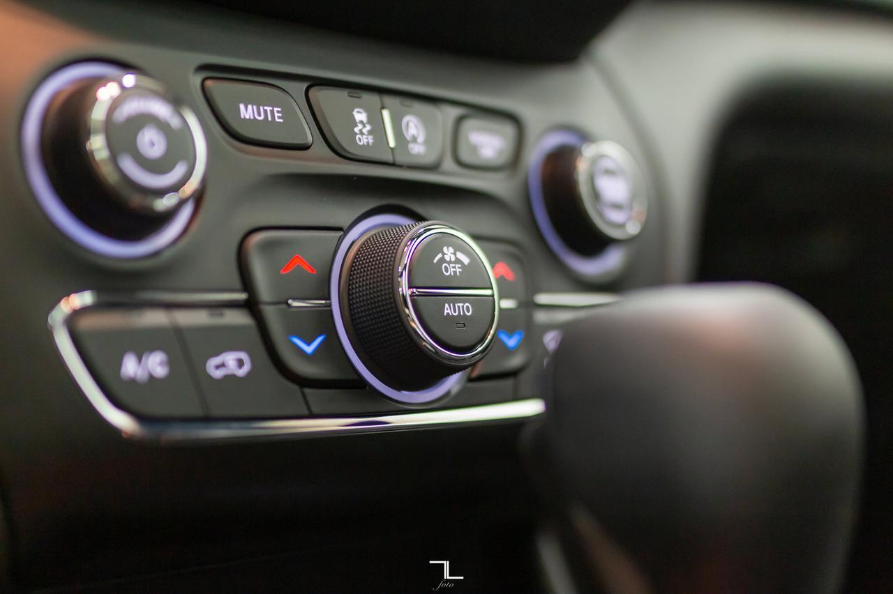 2021 Jeep Cherokee 4x4 80th Anniversary Leather Roof Nav BCam Red Deer AB