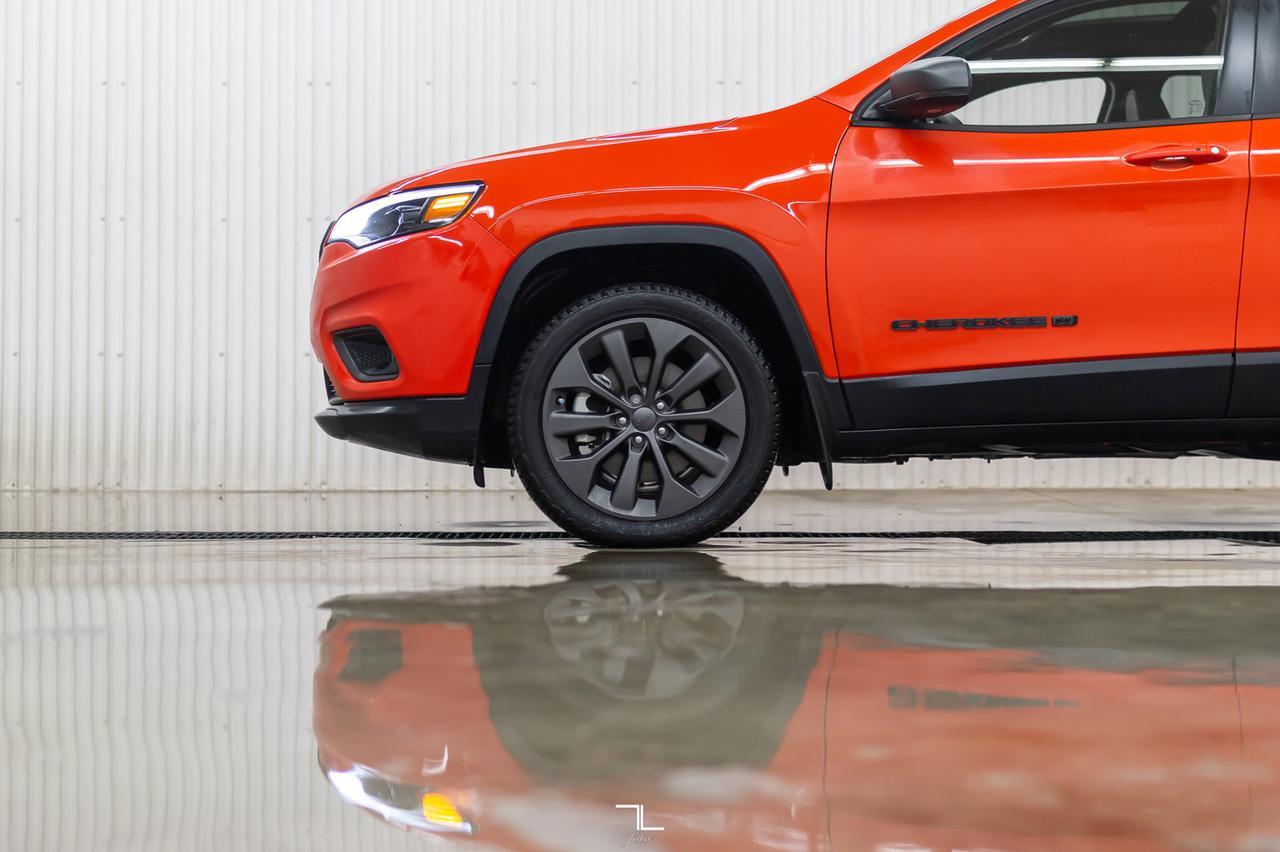 2021 Jeep Cherokee 4x4 80th Anniversary Leather Roof Nav BCam Red Deer AB