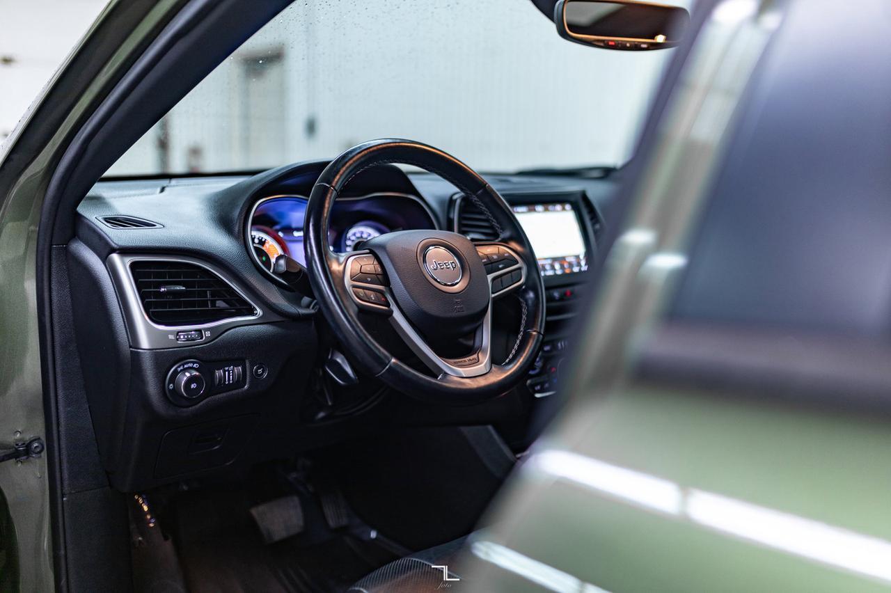 2021 Jeep Cherokee 4x4 80th Anniversary Leather Roof Nav Red Deer AB