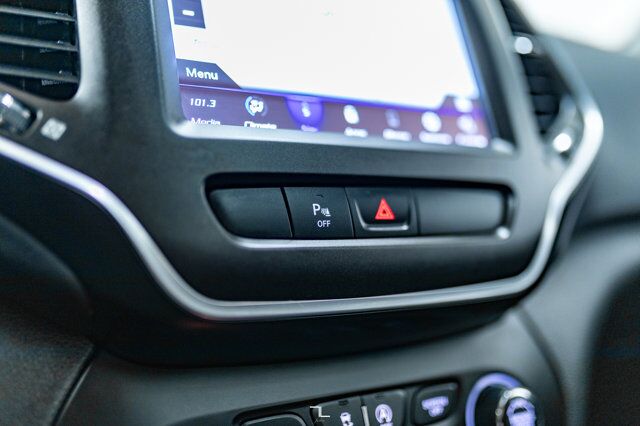 2021 Jeep Cherokee 4x4 Trailhawk Elite Leather Roof Nav Red Deer AB