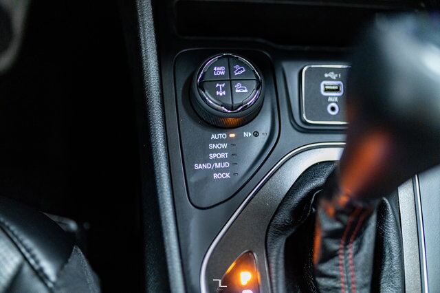 2021 Jeep Cherokee 4x4 Trailhawk Elite Leather Roof Nav Red Deer AB