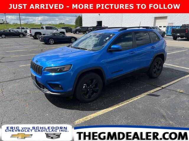 2021 Jeep Cherokee Altitude 4WD w/18sBlackWheels RemoteStart HeatedSeats HtdSteeringWheel 8-WayPowerDriverSeat Milwaukee WI