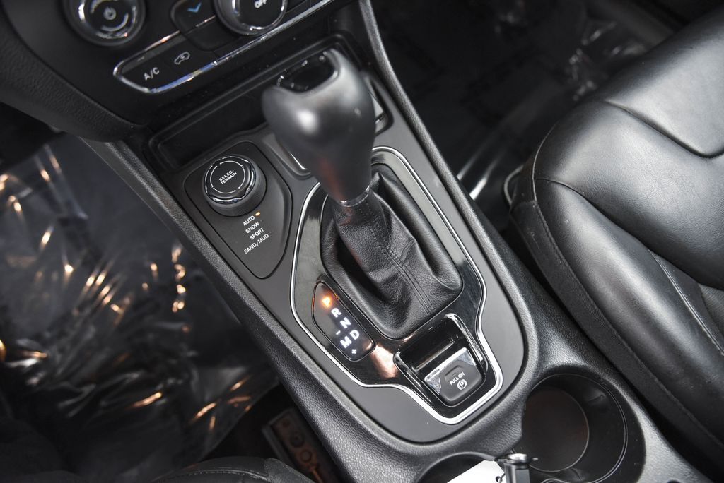 2021 Jeep Cherokee Altitude Akron OH