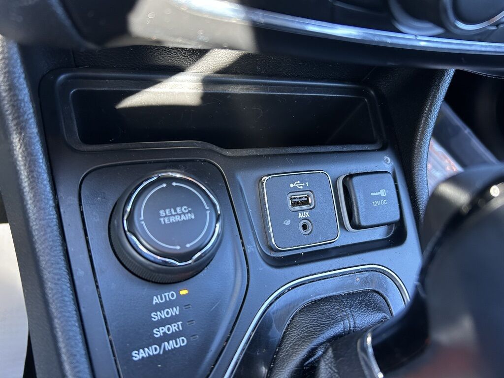 2021 Jeep Cherokee Altitude Crestwood KY