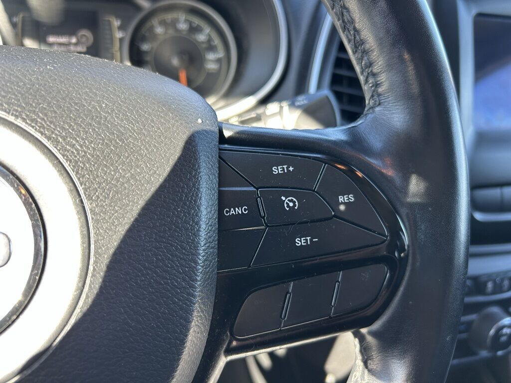 2021 Jeep Cherokee Altitude Crestwood KY