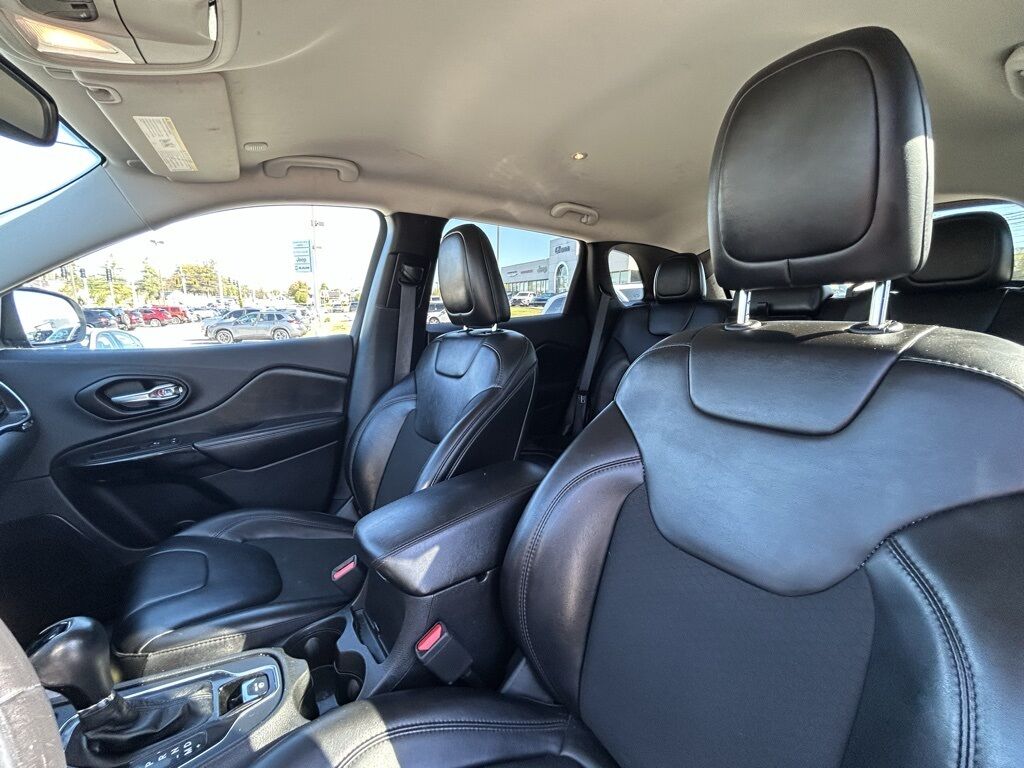 2021 Jeep Cherokee Altitude Crestwood KY