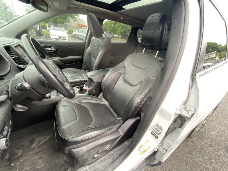 2021 Jeep Cherokee Latitude Lux Bristol  PA