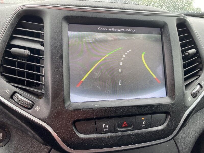 2021 Jeep Cherokee Latitude Lux Bristol  PA